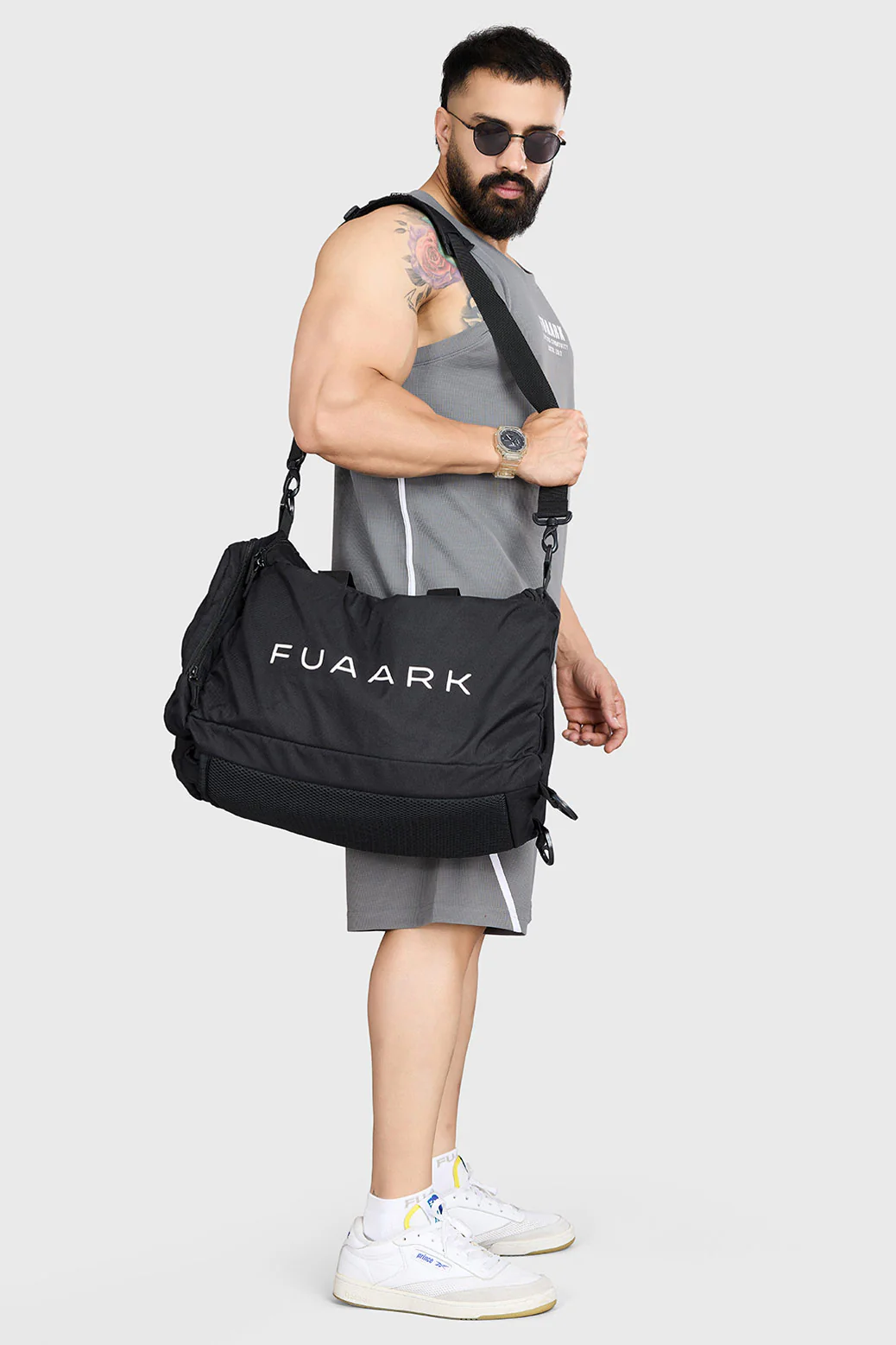 Peak  Hybrid Bag Black - Image 8